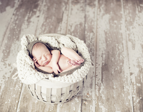 Bend Oregon Newborn Baby Photographer Lola