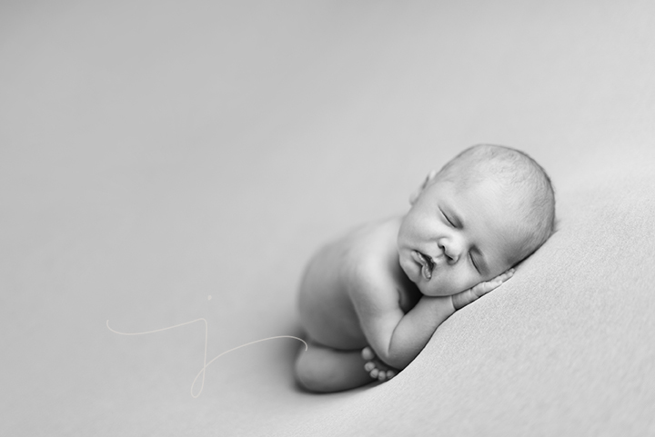 Newborn baby Jewel Images Julia Kelleher Bend, Oregon