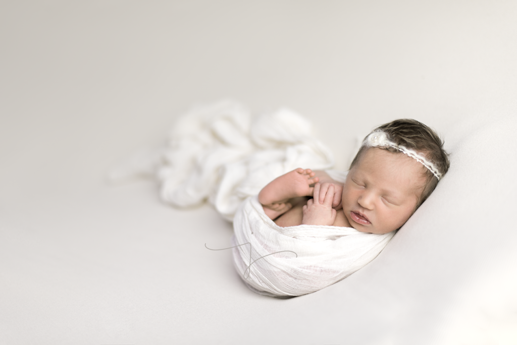 Wheir_Newborn_367 copy